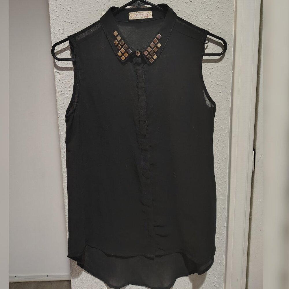 IN STYLE Black Sleeveless Top w/ Studded Collar